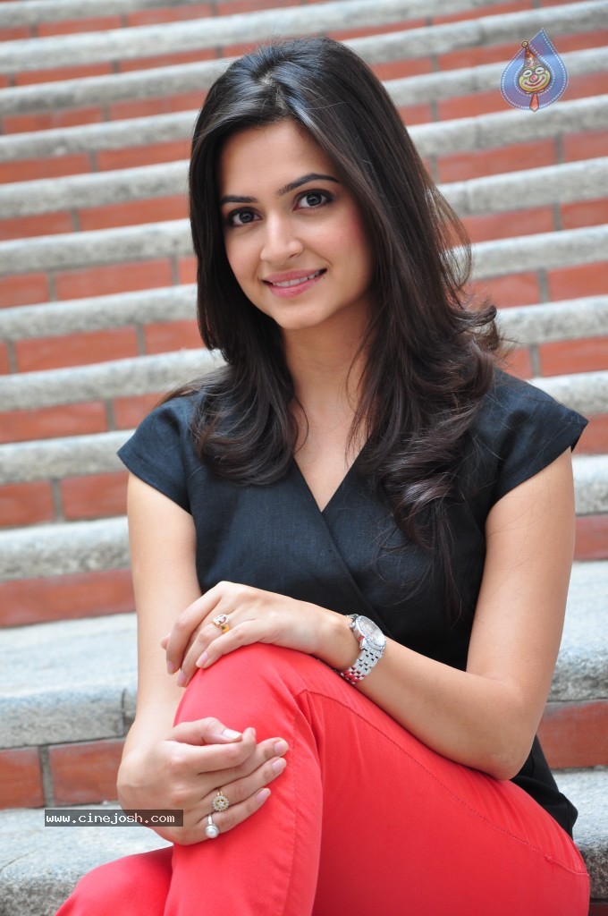 Kriti Kharbanda Latest Photos - 2 / 72 photos