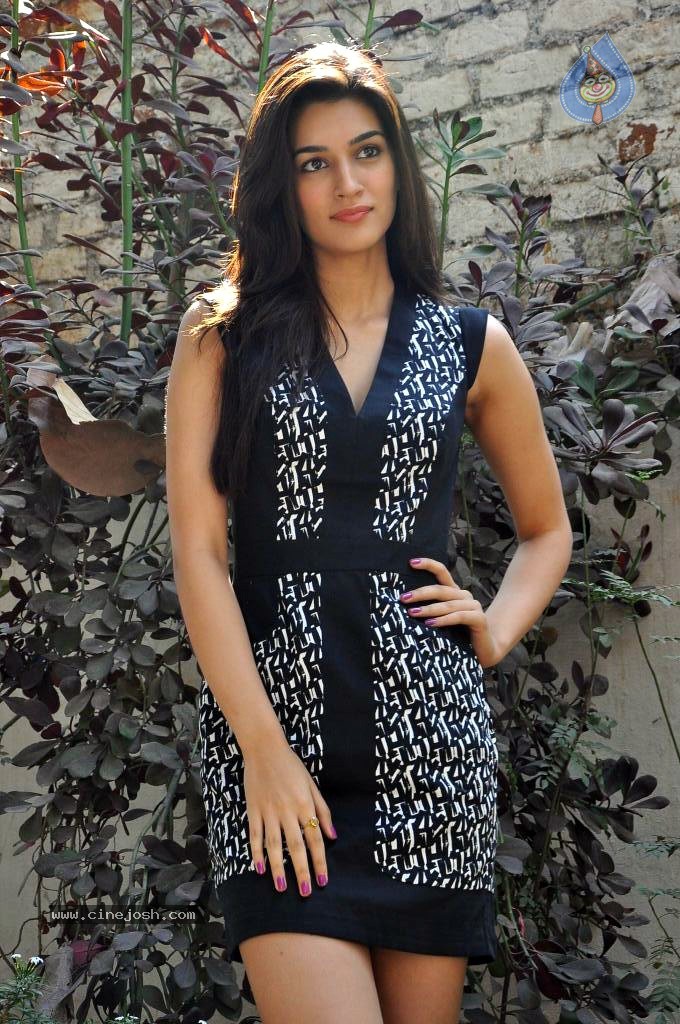 Kriti Sanon Latest Stills - 106 / 169 photos
