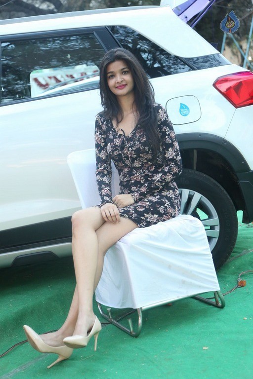 Kritika Latest Photos - 24 / 32 photos