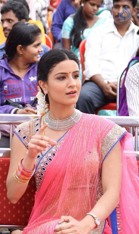 Kushi Sadry Latest Photos - 18 / 25 photos