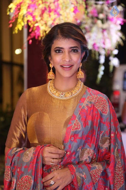 Lakshmi Manchu New Stills - 4 / 32 photos
