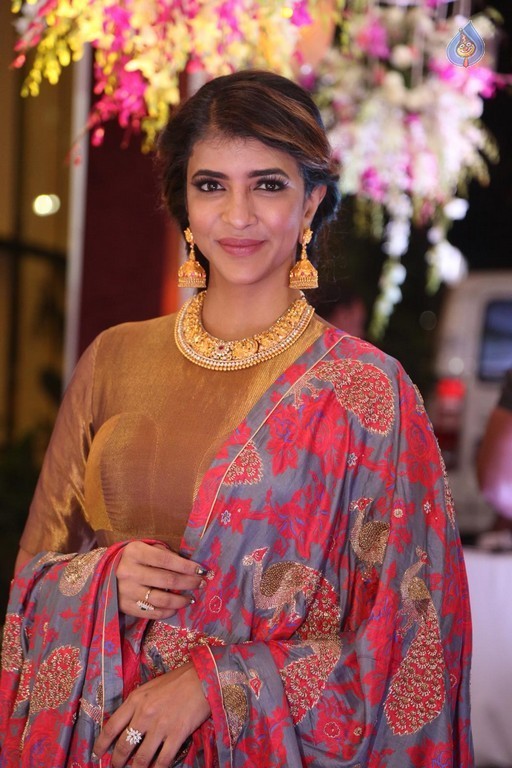 Lakshmi Manchu New Stills - 11 / 32 photos