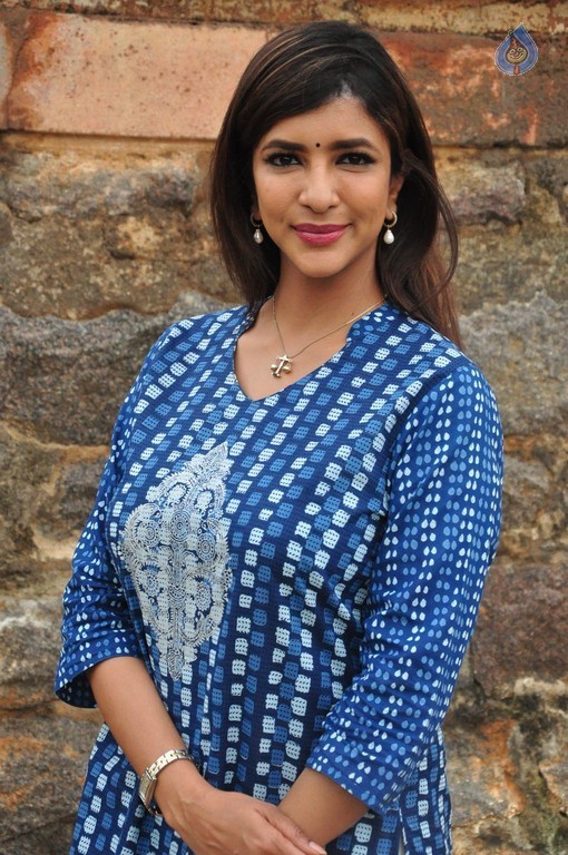 Lakshmi Manchu Photos - 27 / 32 photos