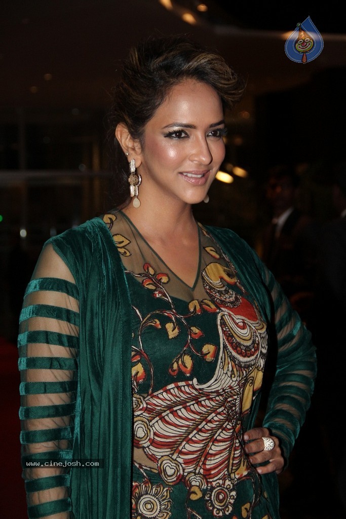 Lakshmi Manchu Stills - 18 / 39 photos