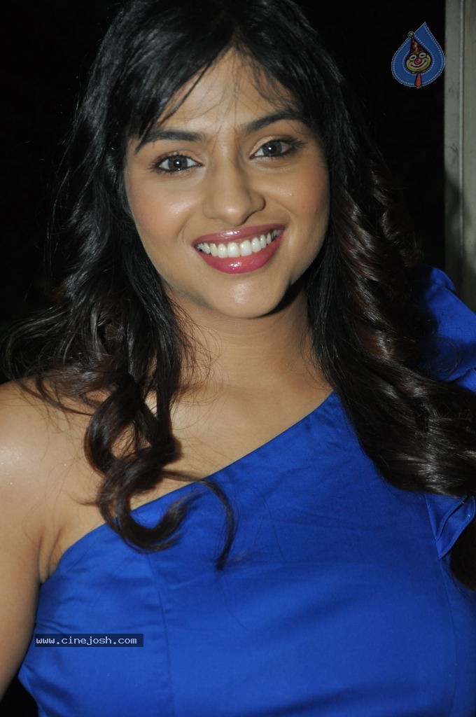 Lakshmi Nair Hot Stills - 50 / 102 photos