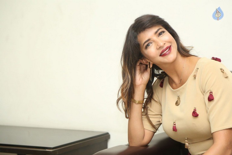 Lakshmi Prasanna Interview Photos - 13 / 42 photos