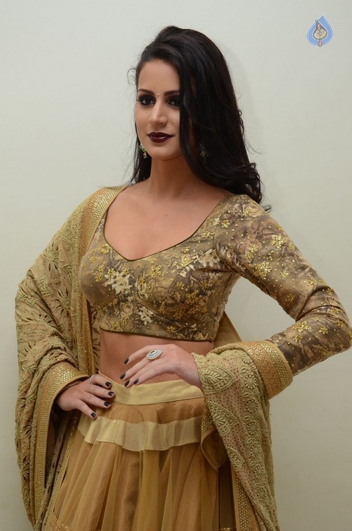 Larissa Bonesi Latest Photos - 42 / 42 photos