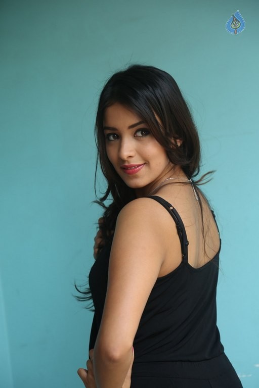 Latha Hegde New Photos - 36 / 62 photos