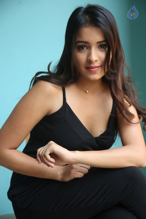 Latha Hegde New Photos - 59 / 62 photos