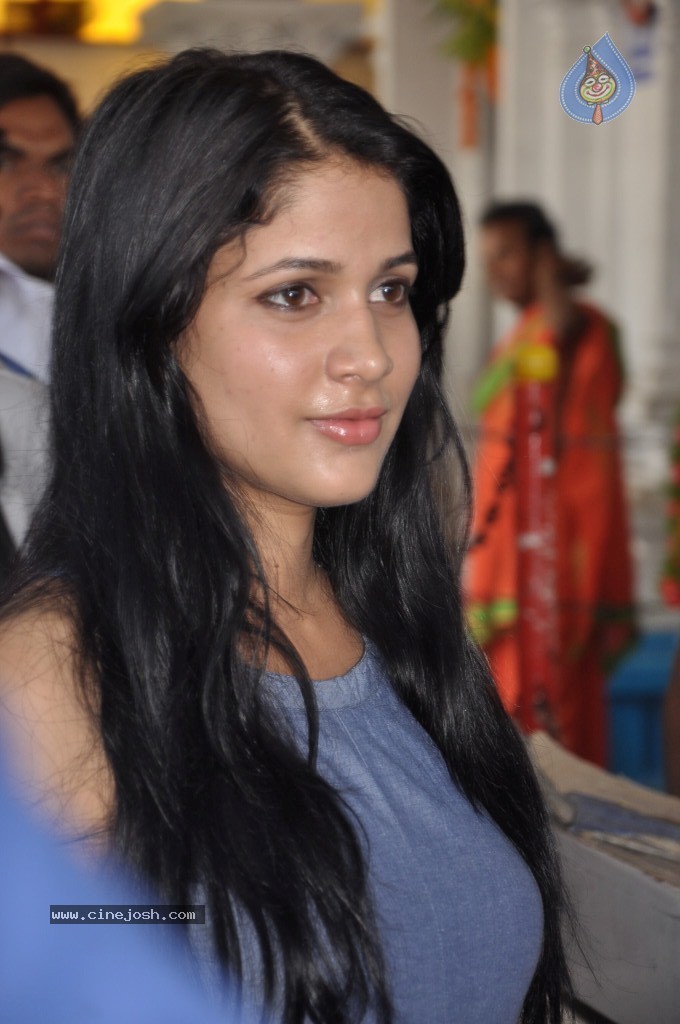 Lavanya Stills - 9 / 45 photos