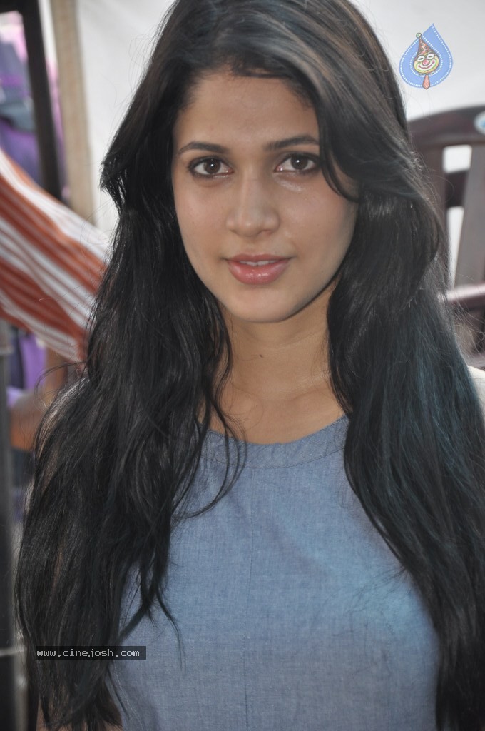 Lavanya Stills - 27 / 45 photos