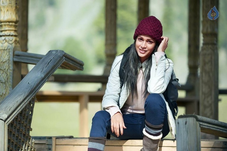 Lavanya Tripathi New Images - 1 / 14 photos