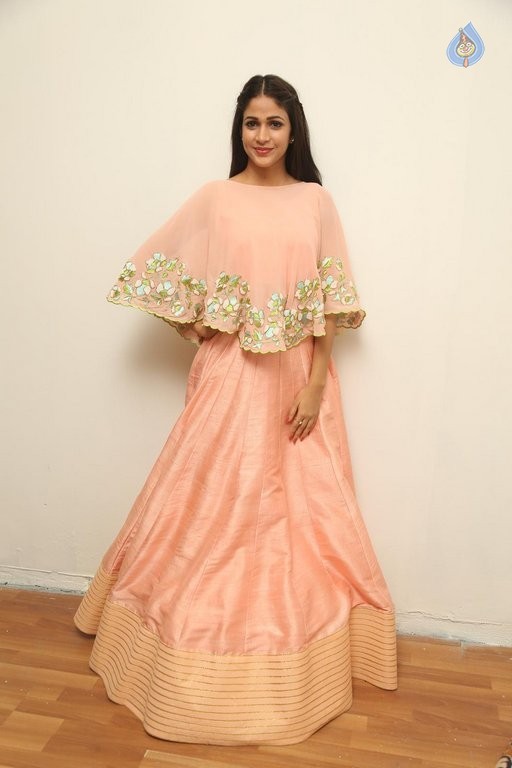 Lavanya Tripathi New Photos - 5 / 42 photos