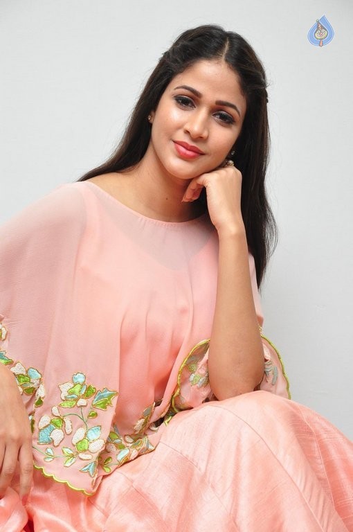 Lavanya Tripathi New Photos - 23 / 42 photos