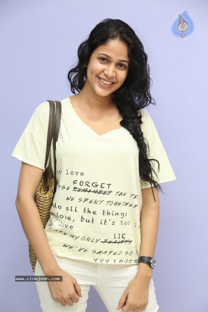 Lavanya Tripathi New Pics - 27 / 66 photos