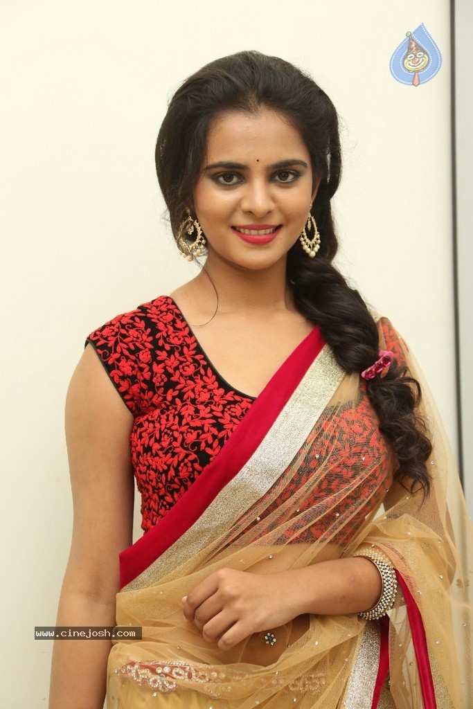 Maanasa New Photos - 15 / 43 photos