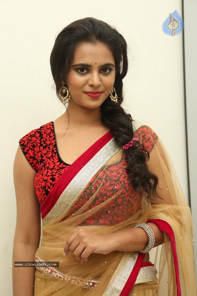 Maanasa New Photos - 28 / 43 photos