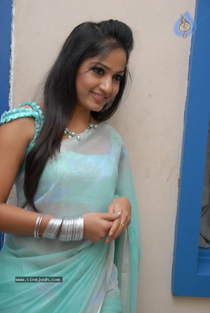 Madhavi Latha Latest Stills - 2 / 80 photos