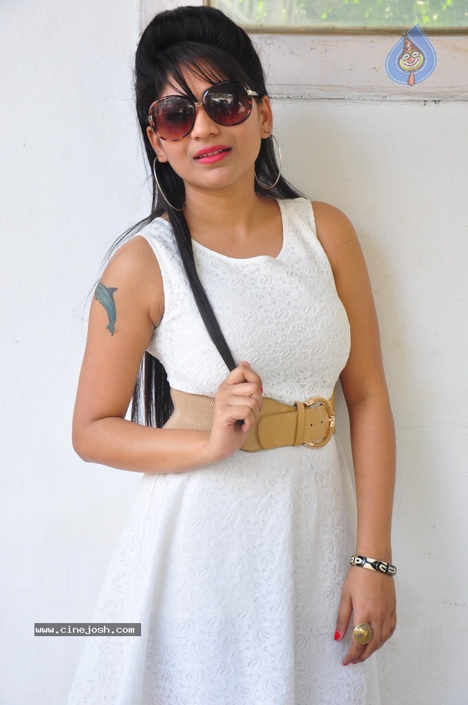 Madhulagna Das New Gallery - 33 / 83 photos