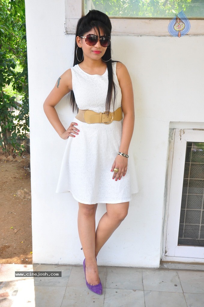 Madhulagna Das New Gallery - 76 / 83 photos