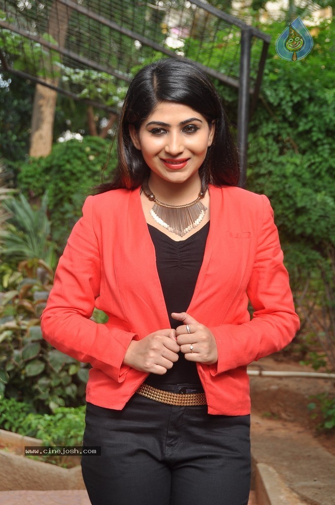 Madhulagna Das New Pics - 69 / 96 photos