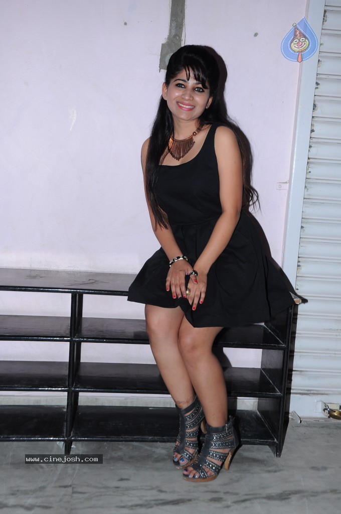 Madhulagna Das New Stills - 15 / 43 photos
