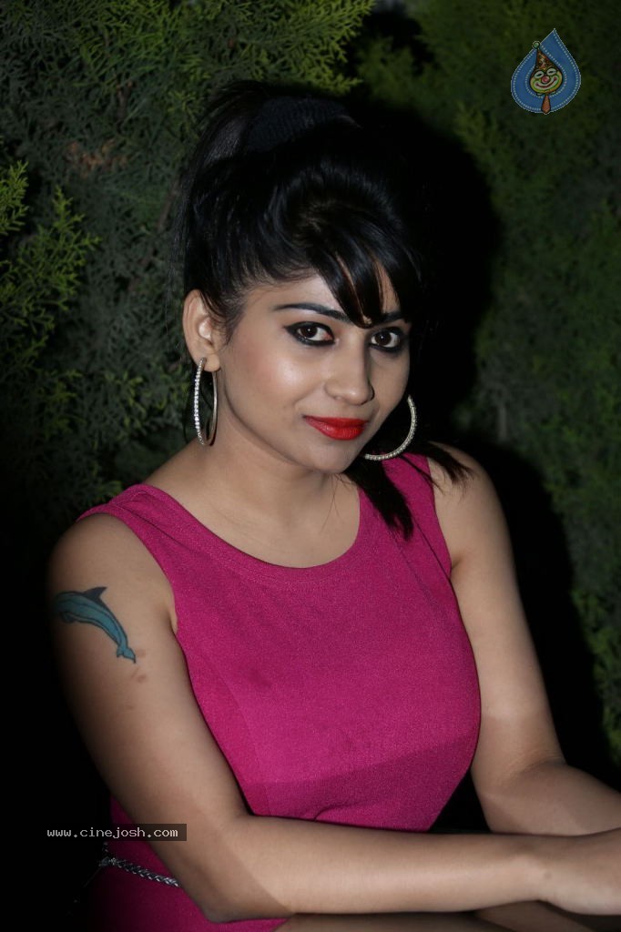 Madhulagna Das New Stills - 33 / 45 photos