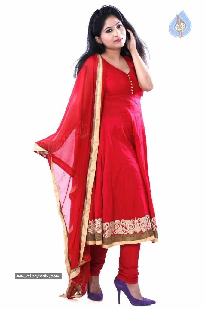 Madhulagna Das Stills - 14 / 37 photos