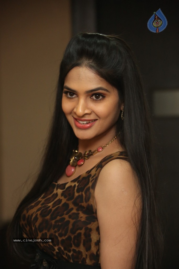 Madhumitha Photos - 7 / 30 photos