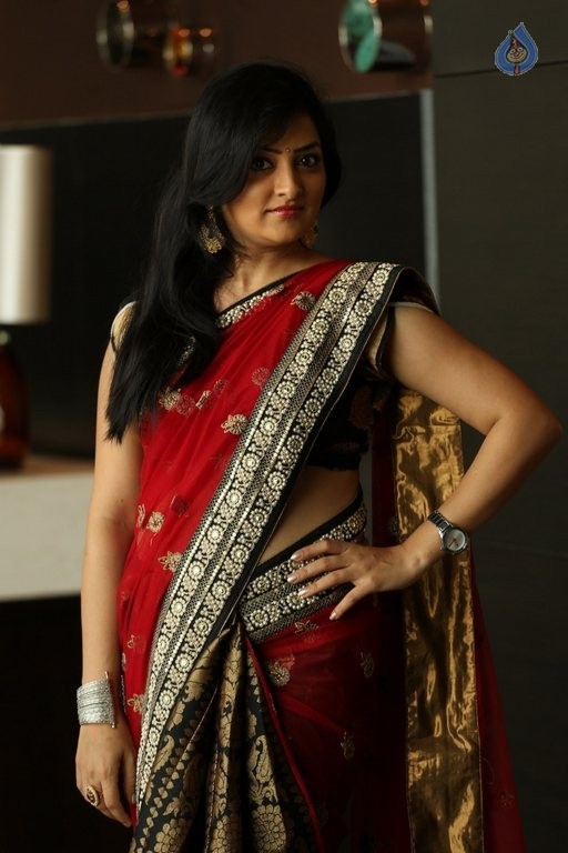 Madhuri New Photos - 32 / 62 photos