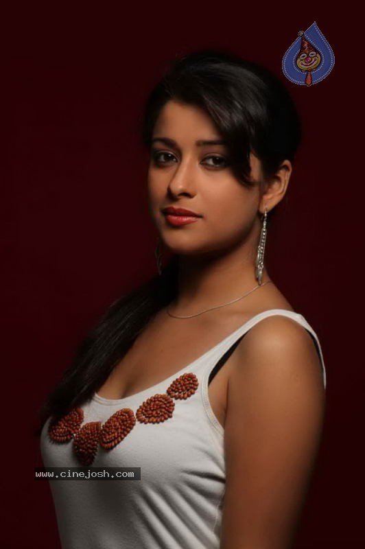 Madhurima Latest Gallery - 10 / 81 photos