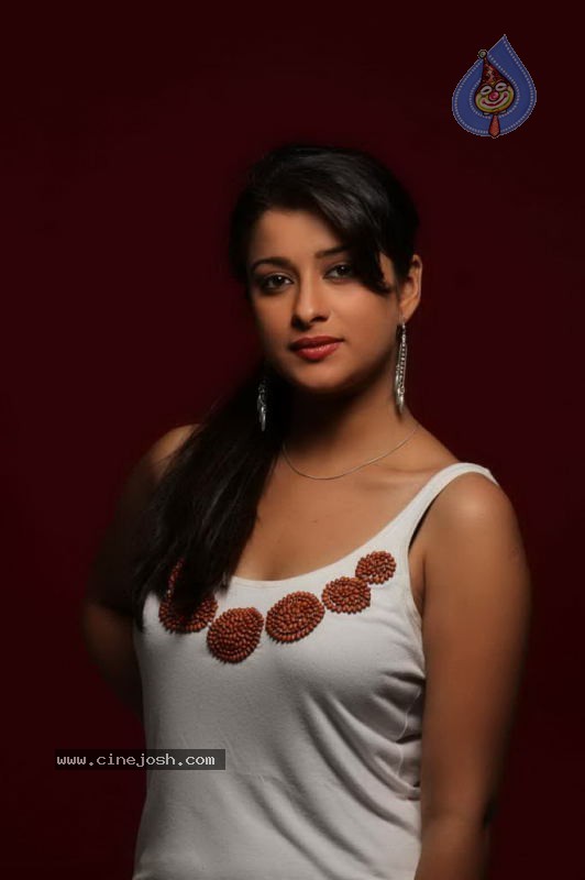 Madhurima Latest Gallery - 17 / 81 photos