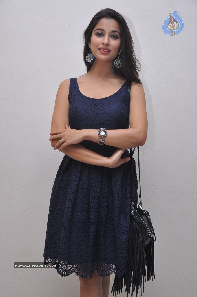 Madhurima Latest Images - 6 / 69 photos
