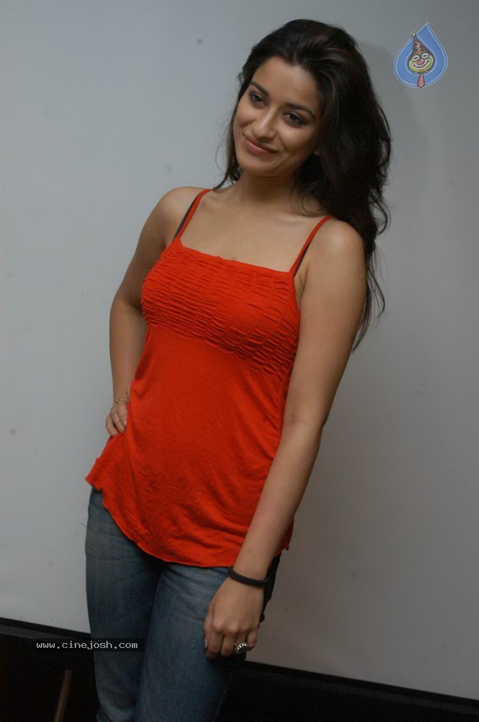 Madhurima Latest Stills - 38 / 49 photos