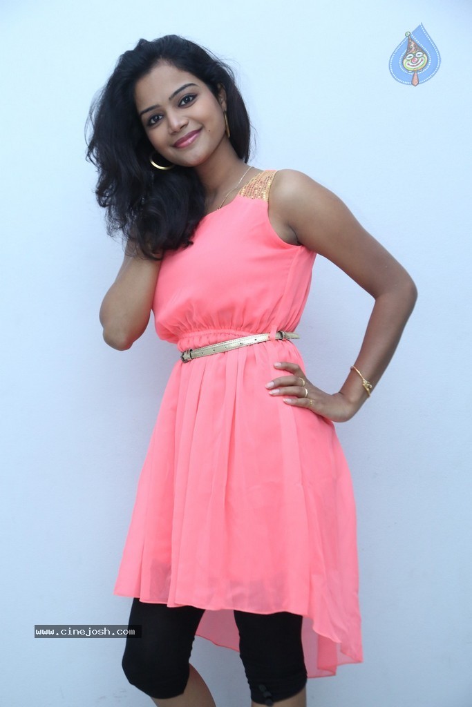 Maheswari New Photos - 15 / 73 photos