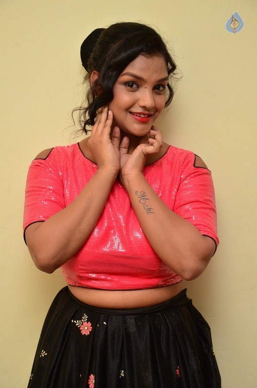 Mahi New Photos - 21 / 30 photos