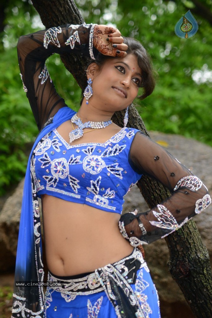 Mamatha Hot Stills - 24 / 40 photos