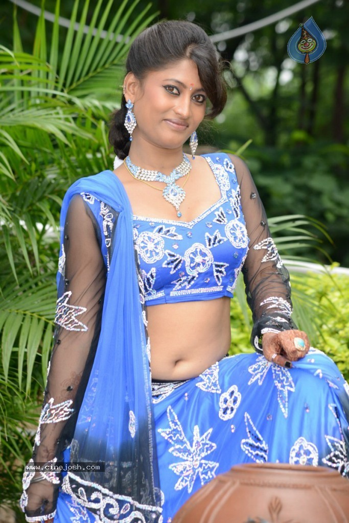 Mamatha Hot Stills - 28 / 40 photos