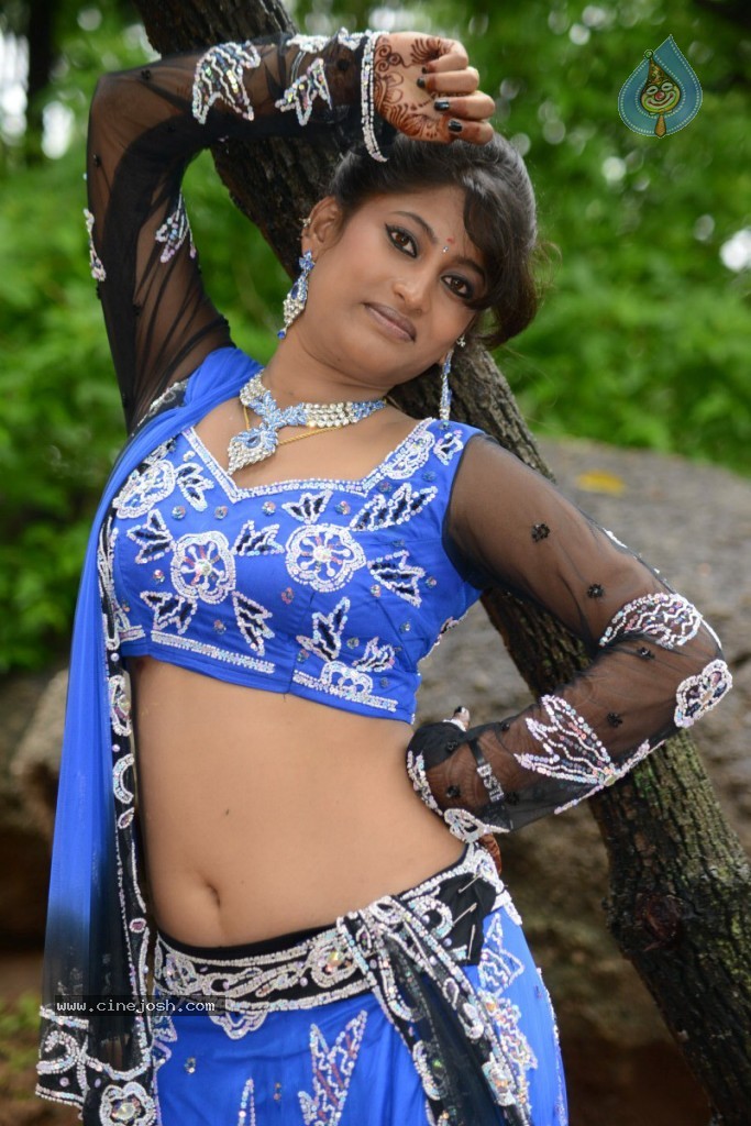 Mamatha Hot Stills - 34 / 40 photos
