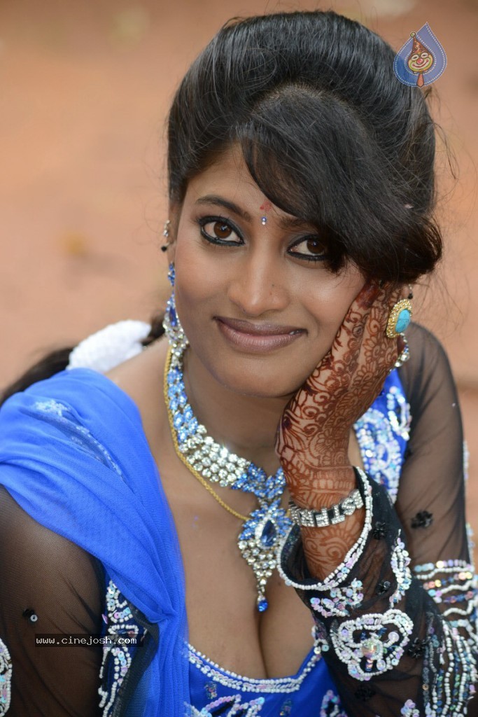 Mamatha Hot Stills - 37 / 40 photos