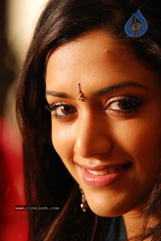 Mamatha Mohandas latest photos - 36 / 100 photos