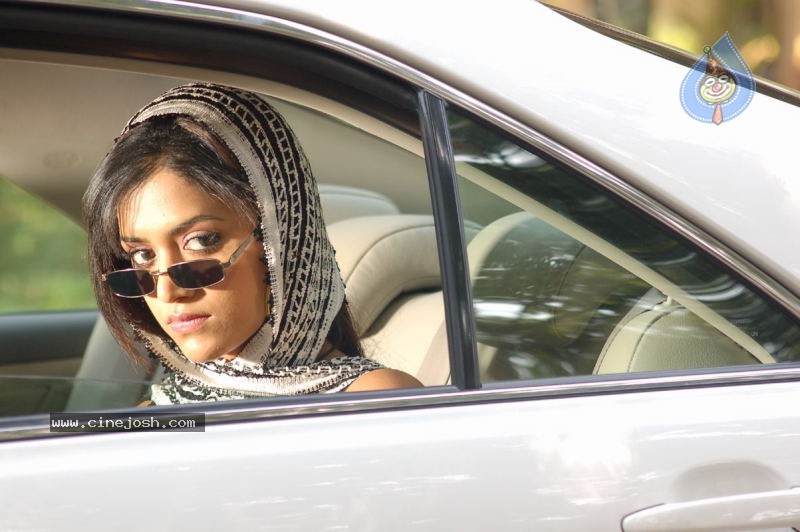 Mamatha Mohandas latest photos - 64 / 100 photos