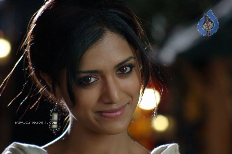 Mamatha Mohandas latest photos - 80 / 100 photos