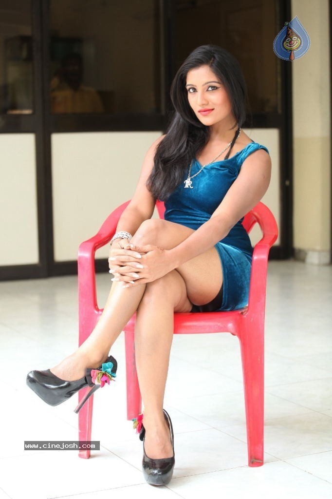 Mamatha Ravath Hot Stills - 15 / 117 photos