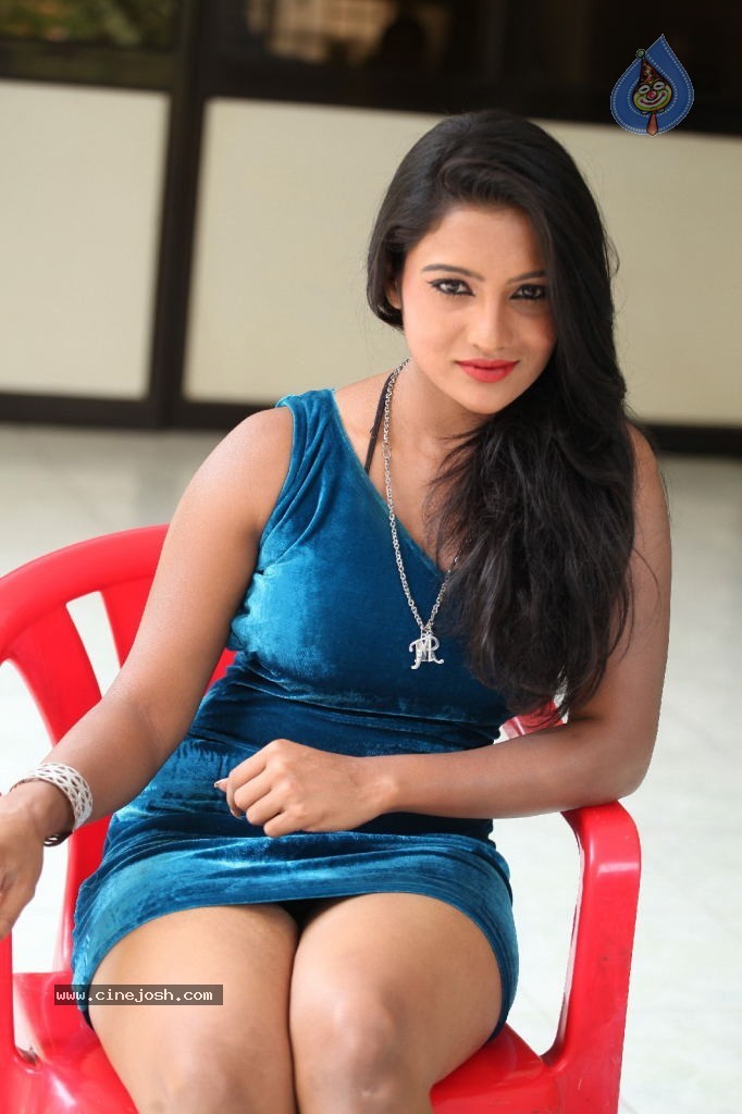 Mamatha Ravath Hot Stills - 70 / 117 photos