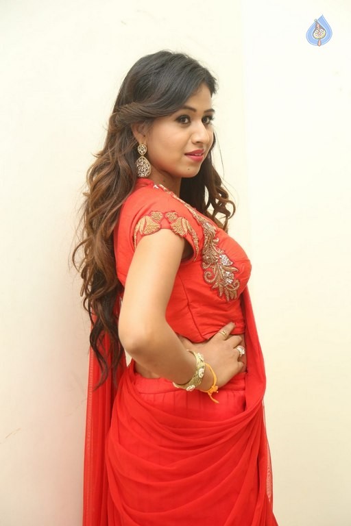 Manali Rathod Latest Photos - 21 / 42 photos