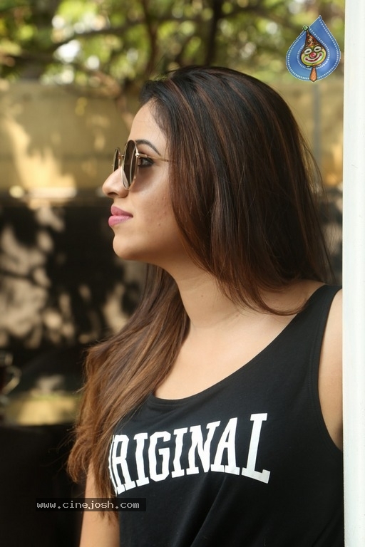 Manali Rathod New Images - 1 / 21 photos