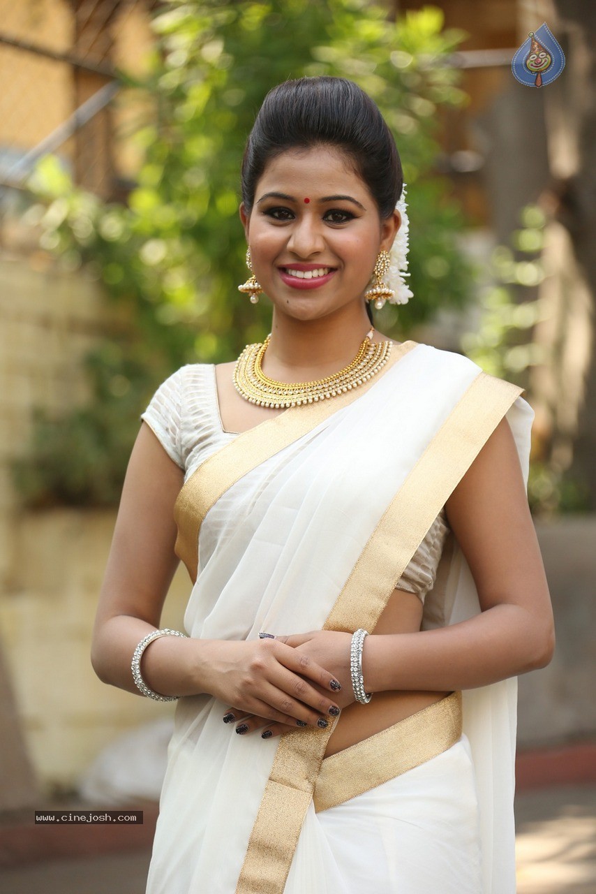 Manali Rathod New Photos - 7 / 58 photos