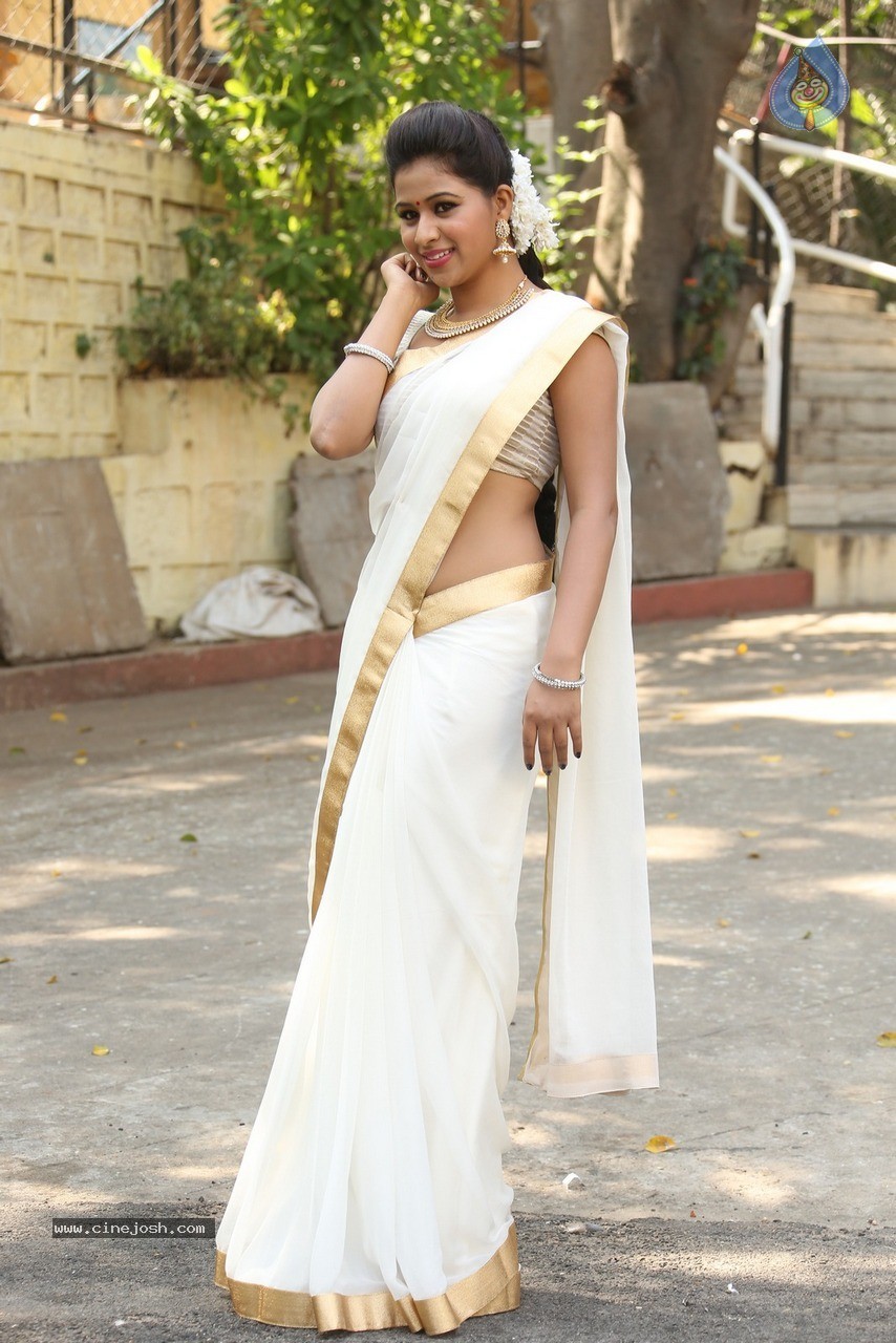 Manali Rathod New Photos - 10 / 58 photos