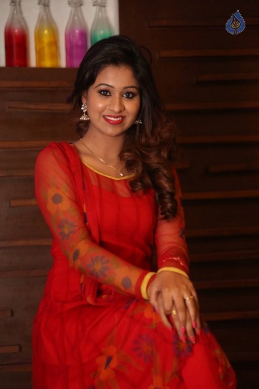 Manali Rathod New Photos - 10 / 50 photos